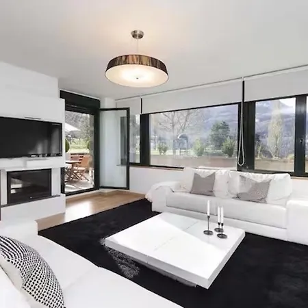 Balcon De Saras En Daire Panticosa